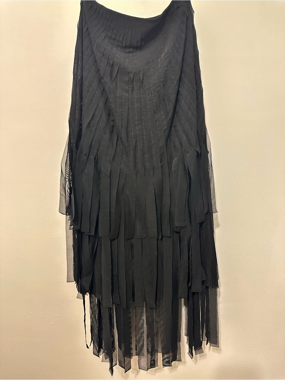 Chic Black Asymmetrical Pleated Layered Midi Skirt - Picture 5 of 11